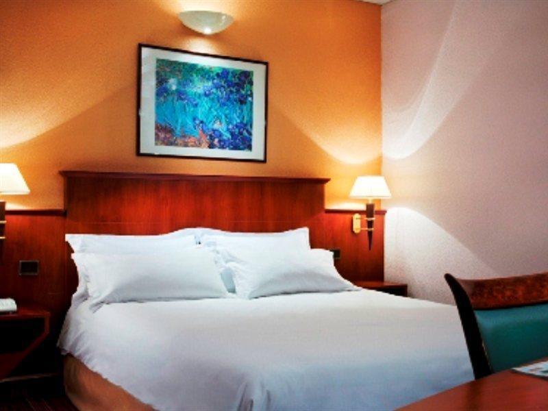 Timhotel Gare De L'est Hotel 3*