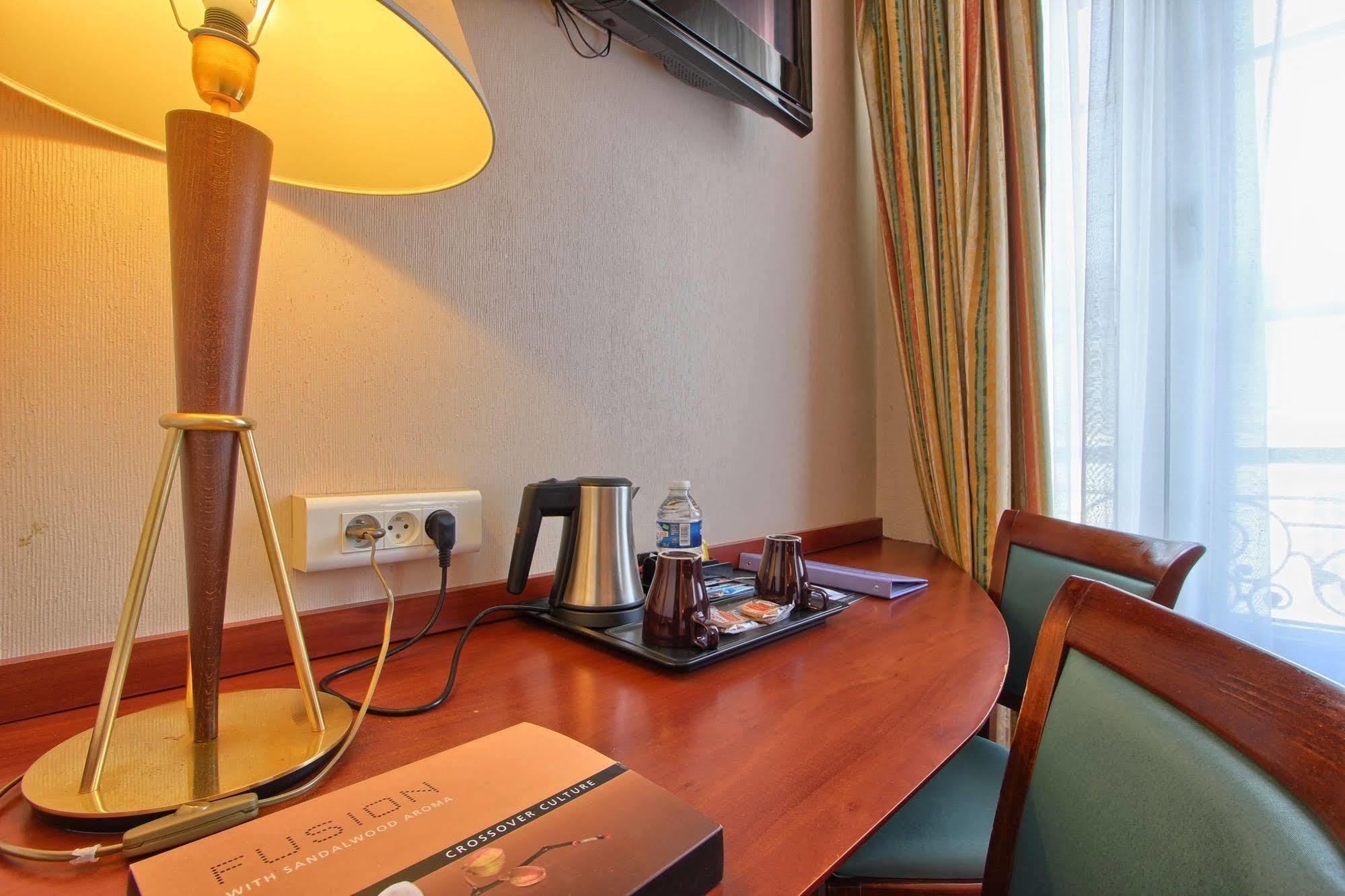 Hotel Timhotel Gare De L'est Parigi