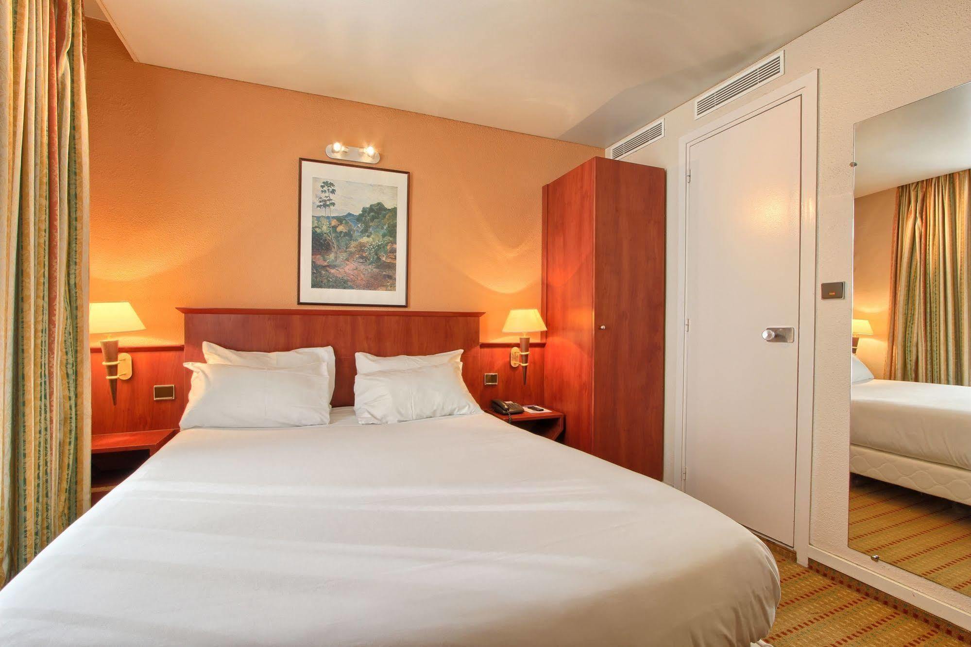 Hotel Timhotel Gare De L'est 3*